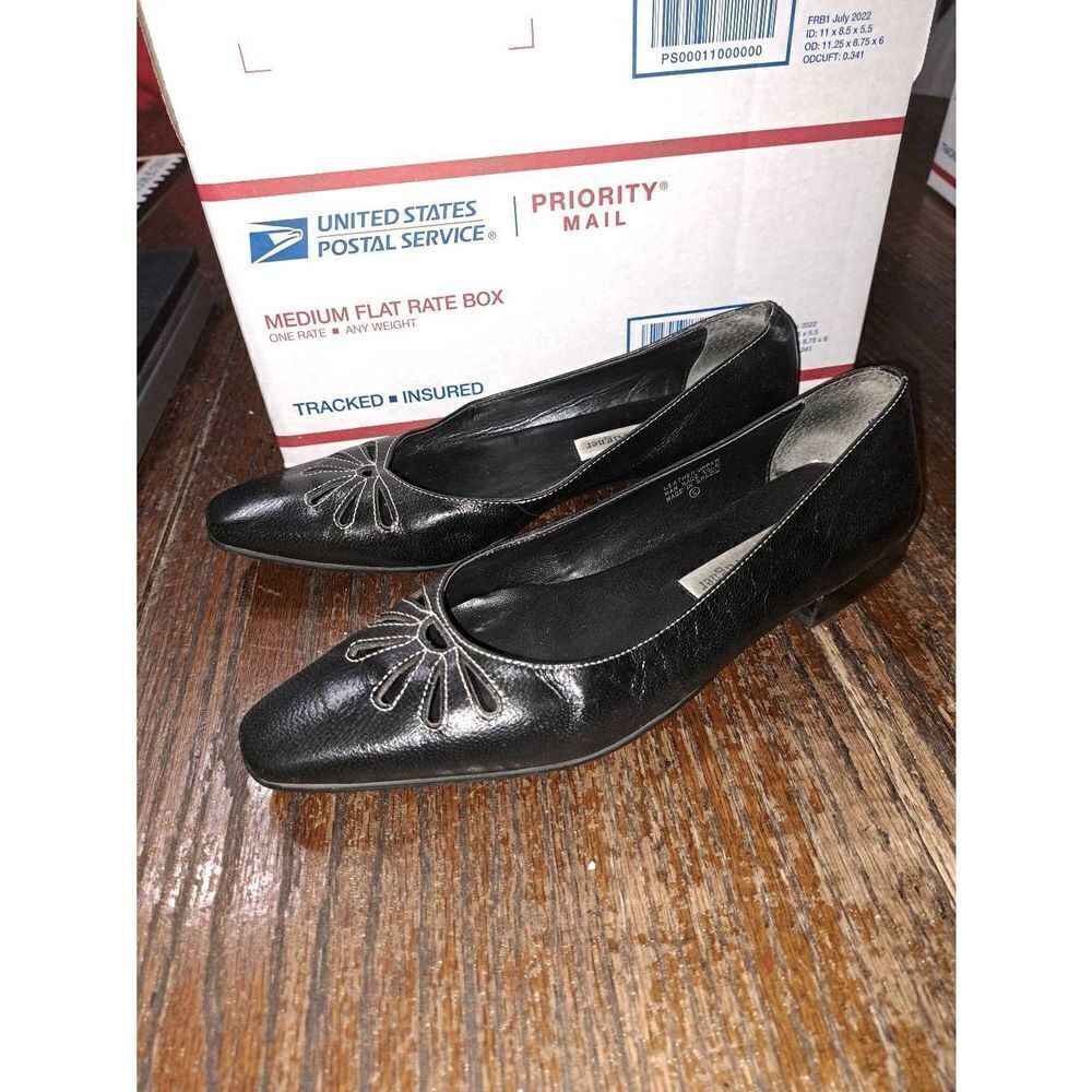 6.5M Etienne Aigner Black Driscoll Cut Out Leather Upper Square Heel Flat Shoes